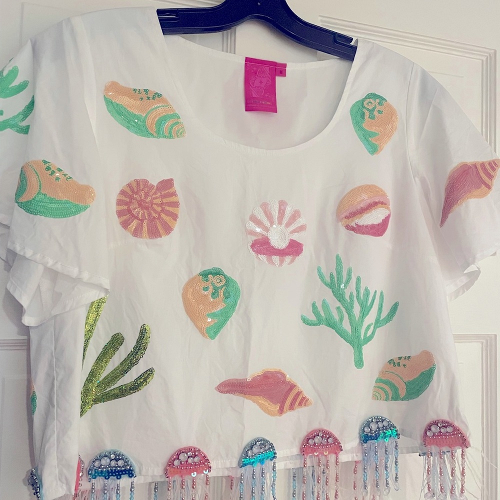 QUEEN OF SPARKLES seashell top!